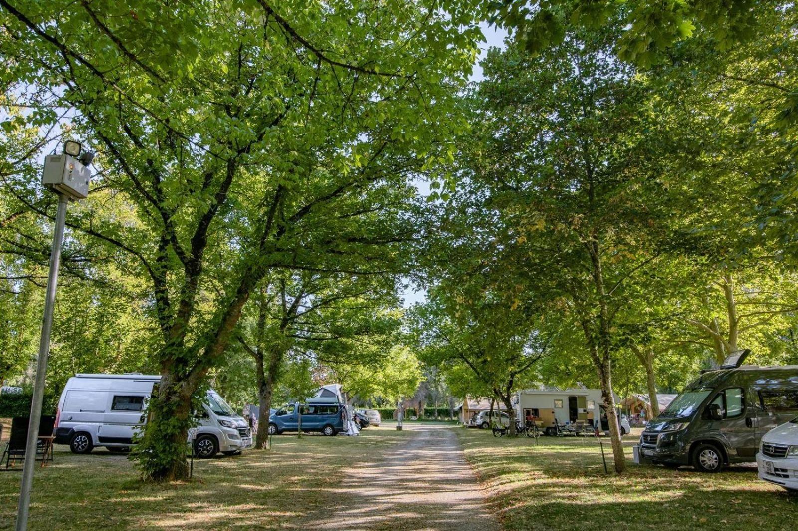 Camping Onlycamp L'Argente 康顿 外观 照片